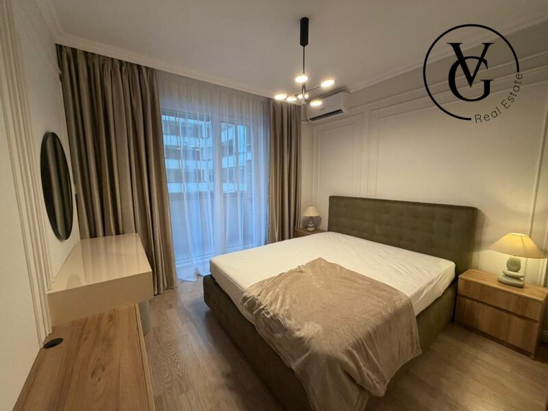 Carol City Park, apartament 2 camere complet mobilat.